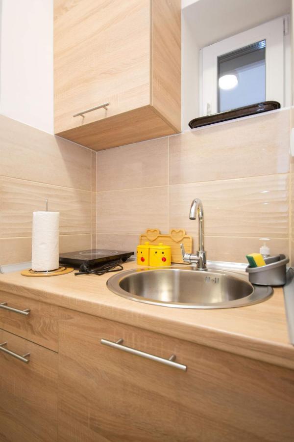 Cvetni Trg Hotel Belgrade Luaran gambar