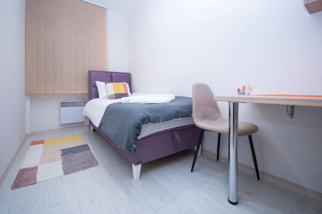 Cvetni Trg Hotel Belgrade Luaran gambar
