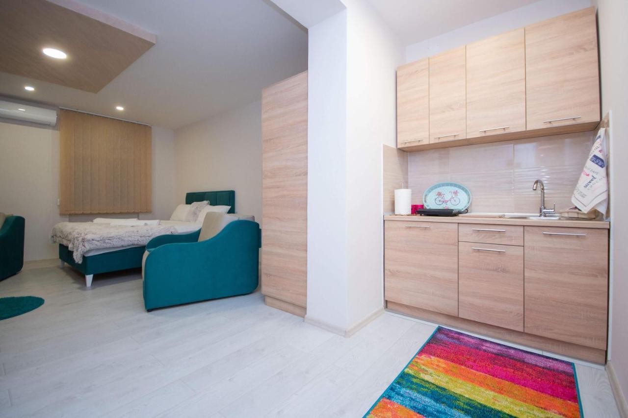 Cvetni Trg Hotel Belgrade Luaran gambar